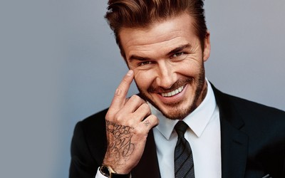 冠竞电竞动态-于帕梅卡诺这防守数据惊人